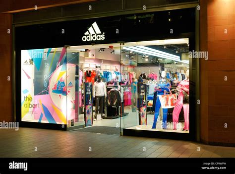 adidas in yorkdale.